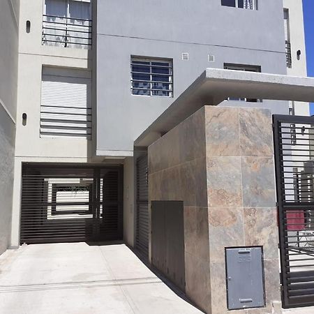 Bahía BlancaDepartamento Witcomb Con Estacionamientoアパートメント エクステリア 写真